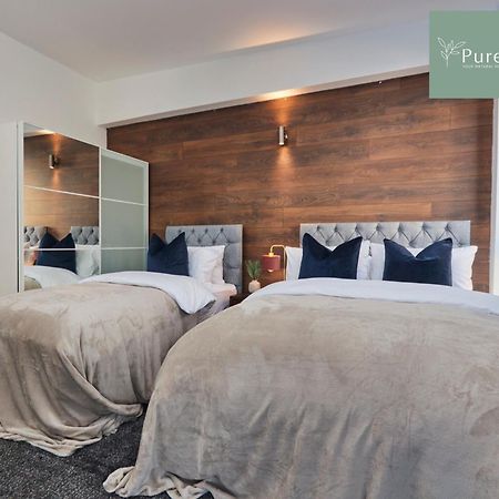 Superb House Manchester Near Etihad With Free Parking Sleeps 8 Екстер'єр фото