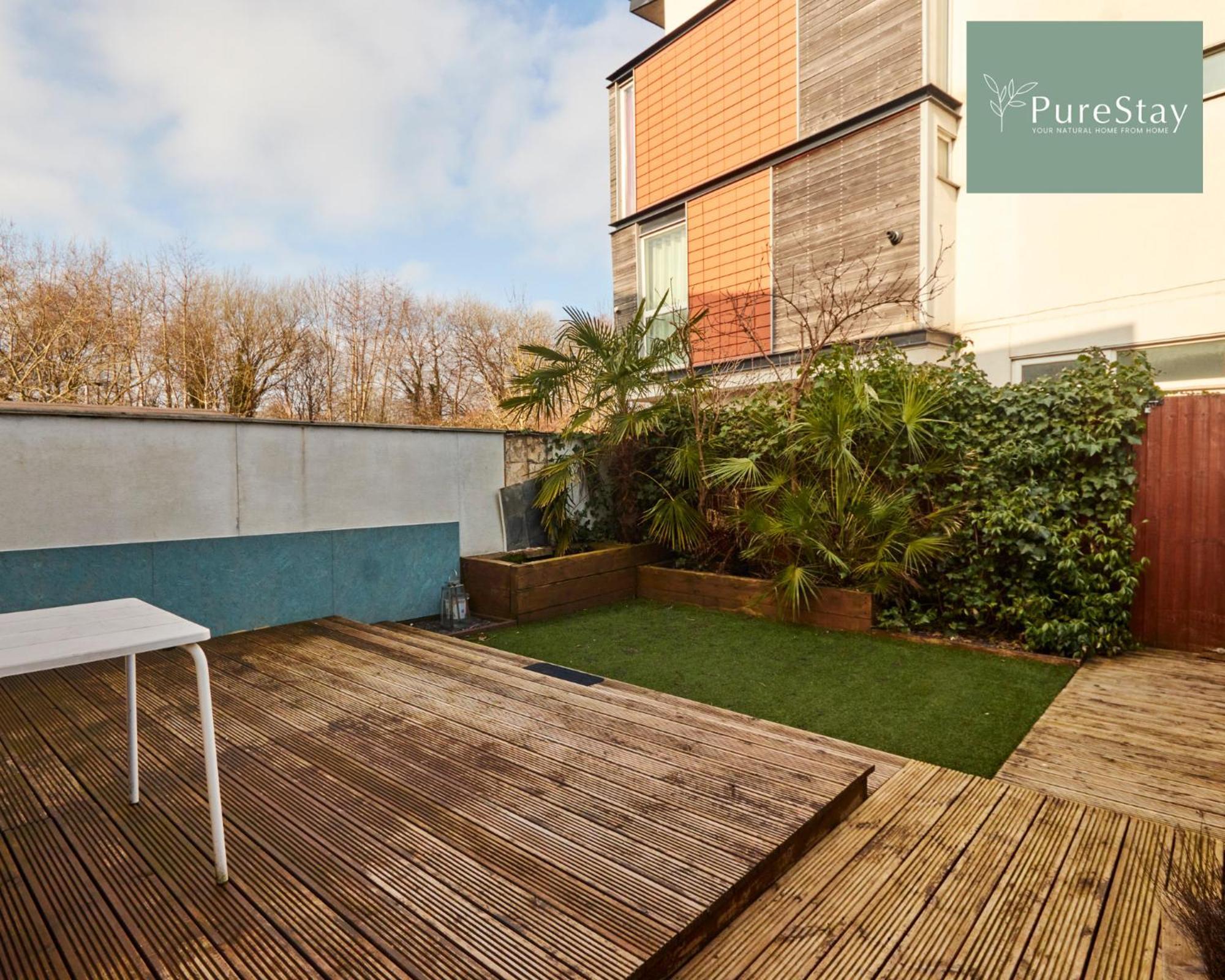 Superb House Manchester Near Etihad With Free Parking Sleeps 8 Екстер'єр фото