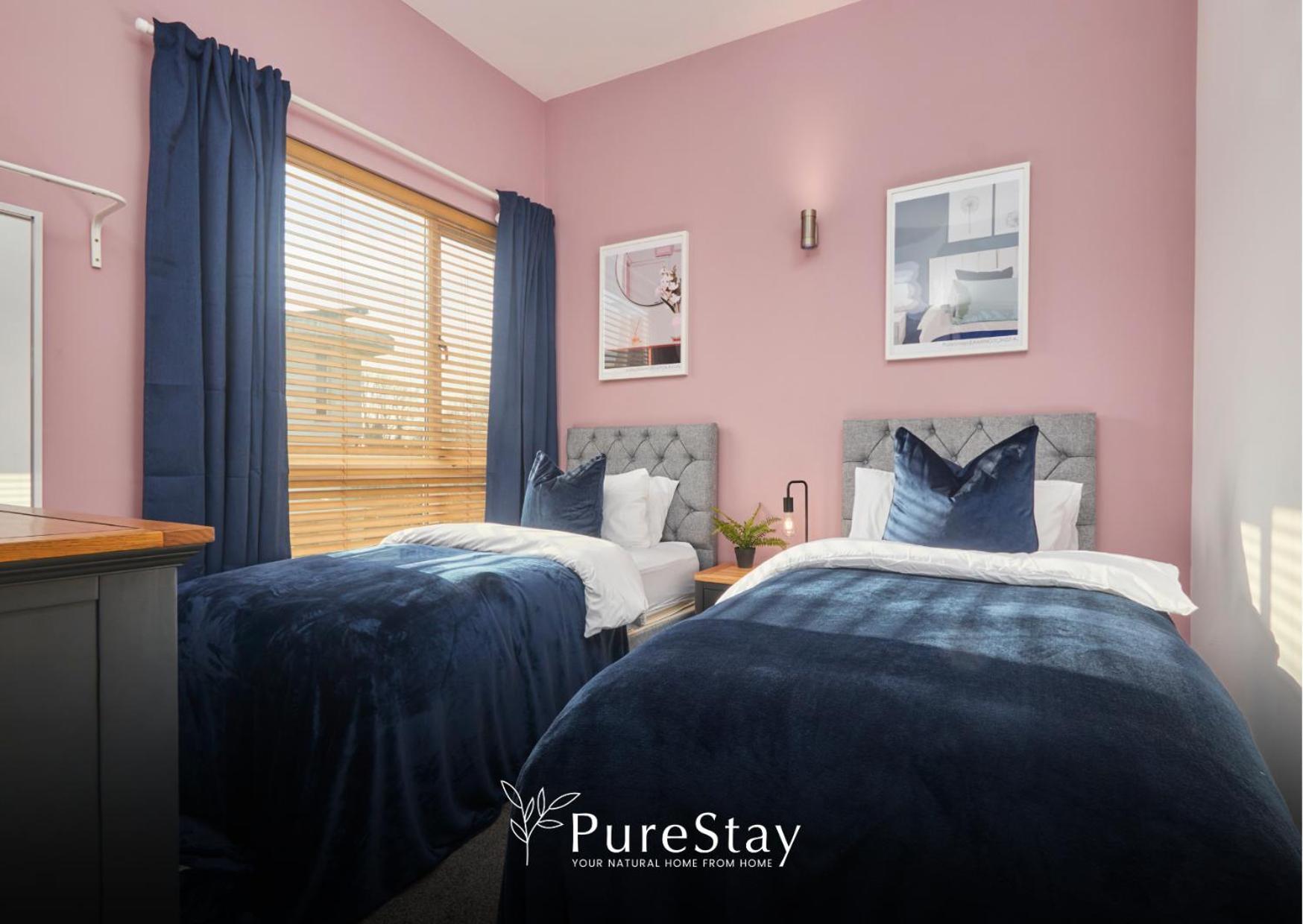 Superb House Manchester Near Etihad With Free Parking Sleeps 8 Екстер'єр фото